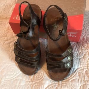 Dansko Jess metallic sandals